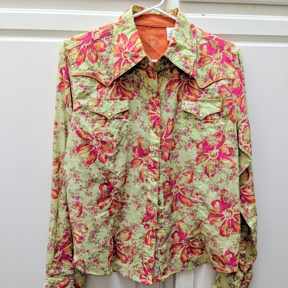 Women's blouse